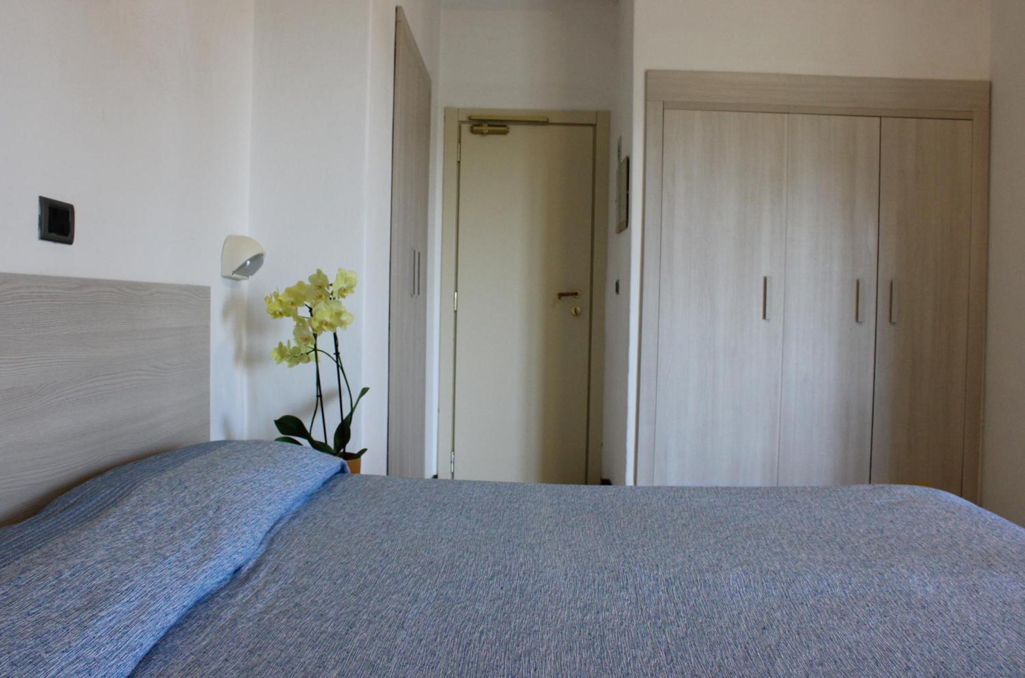 Hotel Puccinelli Λίντο ντι Καμαϊόρε Εξωτερικό φωτογραφία